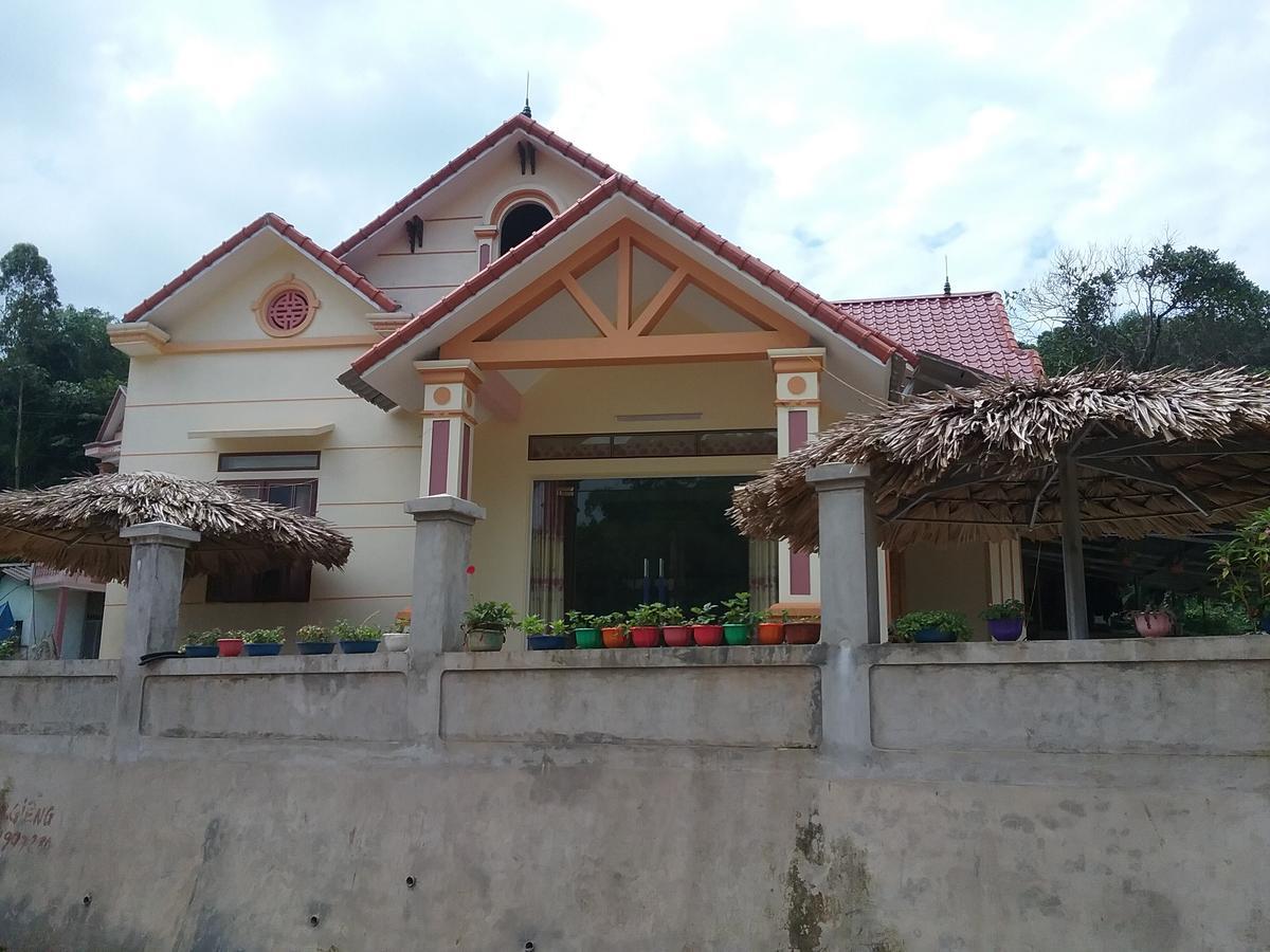 Thac Ba Family Homestay Ho To Kültér fotó