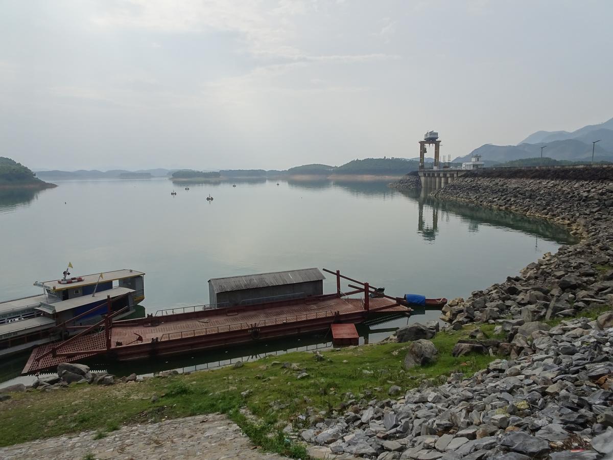 Thac Ba Family Homestay Ho To Kültér fotó